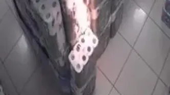 اقدام شوکه‌کننده کودک ۱۰ ساله در فروشگاه