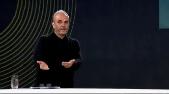 جواد خیابانی، مهارتش در زبان اشاره را به رخ کشید