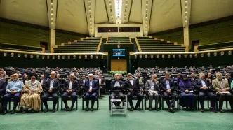 تصاویر جلسه غیرعلنی مجلس با حضور رئیس جمهور