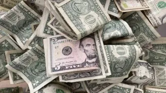 قیمت دلار ۱۰۳ هزار تومانی ، دولت چه خواهد کرد؟