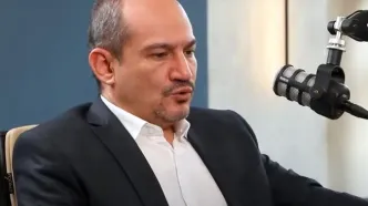 حمزه صفوی: در جلسه محرمانه وزارت خارجه دولت رئیسی می‌گفتند ایران تنها ابرقدرت جهان است!