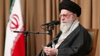 پیراهن رهبر انقلاب در سخنرانی دیروز توجه‌برانگیز شد
