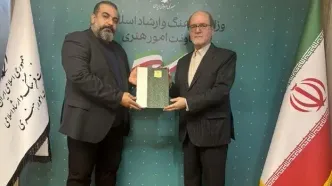 « محمدمهدی احمدی» دبیر جشنواره تئار فجر شد