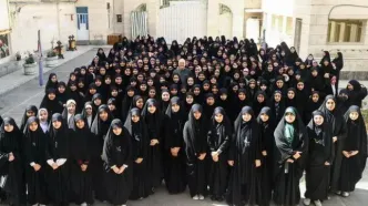 حضور رئیس‌ مجلس در مدرسه دخترانه فاطمیون تهران
