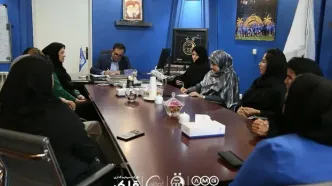 حمایت علی تاجرنیا از تیم‌های بانوان استقلال در نشست صبحگاهی