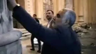 حضور شهید حاج قاسم سلیمانی در کاخ صدام + فیلم