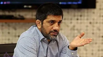 دبیر و رفقا در میدان انقلاب بیلبورد گرفتند