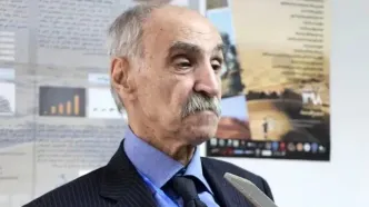 ما همه چیز را به خاطر معدن از دست می‌دهیم/ تالاب گاوخونی برای پرندگان مهاجر شبیه قهوه‌خانه بود/ فرونشست و فروچاله‌ها می‌توانند تالاب‌ها را به‌طور کامل نابود کنند/ما با این روند در حال نابودی حیات در ایرانیم