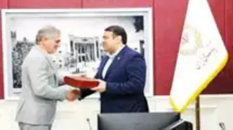 تأکید مدیرعامل بانک ملی ایران بر استمرار خدمات بهینه  به مشتریان و تکریم همکاران جدید