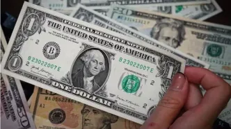 قیمت دلار آزاد و یورو اول صبح دوشنبه ۲۱ مهر ۱۴۰۴ | ریزش ادامه دار قیمت دلار