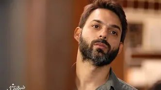 پیمان معادی راوی پدر استقلال می‌شود