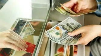 تبدیل دلار گردشگران به کارت ریالی در فرودگاه‌ها