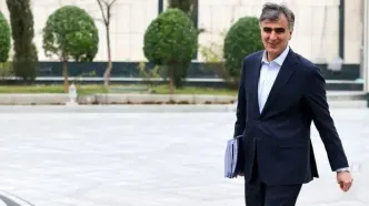 چه کسی جای فرزین را می‌گیرد؟