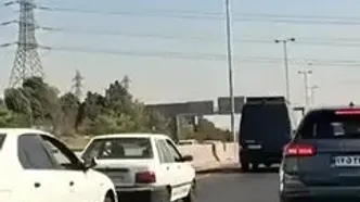 مزاحمت مرد جوان برای راننده زن؛ پلیس سر صحنه مچ مزاحم را گرفت!