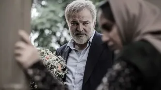 مهدی سلطانی بازیگر سریال شغال با همسر و دخترش روژا/ تصاویر