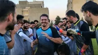 وریا غفوری روی نیمکت استقلال نیست!