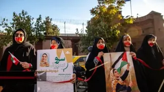 دختر ایران را آزاد کنید/ ویدئو