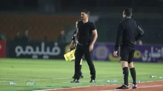 برگزاری دربی در اراک اشتباه است/ وقتی VAR اخراج نکرد، چرا کارت زرد دوم داده شد؟