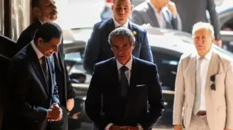 گروسی: خطر عدم اعتمادسازی درباره ایران می‌تواند به استفاده دوباره از زور منجر شود؛ از طریق دیپلماسی در حال کار هستیم، اگر ایران تصمیم به بازسازی فعالیت‌های هسته‌ای خود بگیرد برای آنها غیرممکن نیست/آژانس اجازه‌ رفتن به اسرائیل را ندارد!
