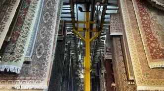 شستشوی فرش با دستگاه‌های مدرن قالیشویی ادیب؛ مثل روز اول نو!