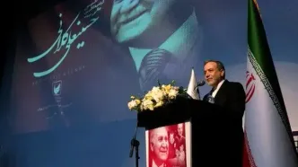عباس عراقچی وزیر امور خارجه برای استقلالی‌ها کری جدید خواند + ویدیو