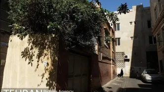 دیوارنوشته غم‌انگیز یک مهاجر ایرانی در آتن