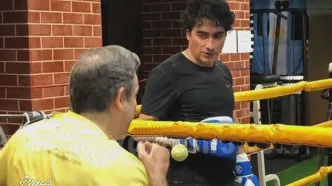 ویدیو| شجریان از بوکس تا بدنسازی؛ همایون در مسیر هادی چوپان!