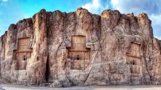 قدیمی‌ترین عکس مقبره داریوش در نقش رستم