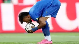 کری‌خوانی رامین رضاییان برای پرسپولیس/فیلم