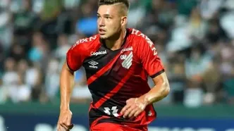 اوسمار، مهاجم خود در تایلند را به پرسپولیس می‌آورد