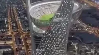 ورزشگاهی معلق در ارتفاع ۳۵۰ متری؛ اولین تصاویر پروژه شگفت‌انگیز نئوم!