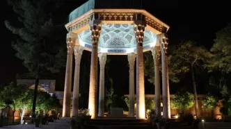 فال حافظ امروز جمعه ۲۵ مهر ۱۴۰۴ | ببینید حافظ شیرازی امروز چه پیامی برای شما دارد ؟
