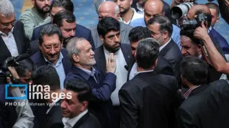 تصاویر: همایش «روز ملی صادرات» با حضور پزشکیان