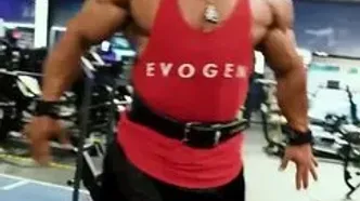 ببینید| ویدئوی پربازدید از رقص مازنی هادی چوپان