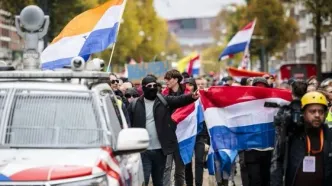 تجمع ضد مهاجرت در آمستردام و حضور گسترده معترضان و موافقان