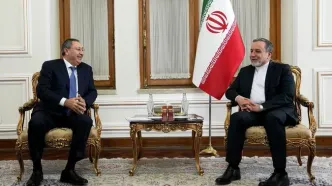 دیدار و گفت وگوی دستیار ویژه رئیس‌جمهور جمهوری آذربایجان با عراقچی