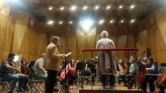 خوانندگان قبلیِ ارکستر ملی برای همکاری دوباره مبالغ چندصد میلیونی می‌خواهند!/دفتر موسیقی برای مجوز خوانندگان پاپ شرط بگذارد