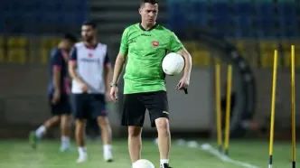 اوسمار، پرسپولیس را سرکار گذاشت