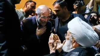 دیدار محمدباقر قالیباف با رهبر شیعیان بحرین