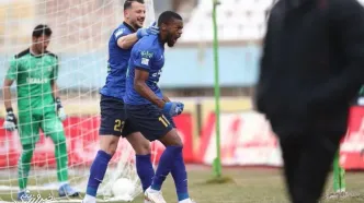 استقلال با ترکیب جدید مقابل آلومینیوم