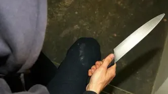 ماجرای دردناک چاقو خوردن کودک ۱۱ ساله از پدرش