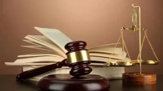 محکومیت دو خبرنگار لرستانی به حبس و اقامت اجباری به خاطر انتقاد از استاندار!