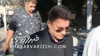 ویدیو| حضور امیر قلعه نویی در مراسم تشییع اکبر کارگرجم