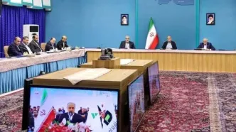 پزشکیان: سرعت ساخت نیروگاه‌های خورشیدی افزایش یابد