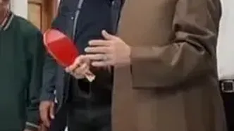 ببینید| سیدمحمد خاتمی در یزد به مصاف پینگ‌پنگ رفت!