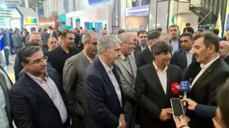 بازدید رئیس هیأت عامل ایمیدرو از غرفه چادرملو در نمایشگاه فولاد کیش