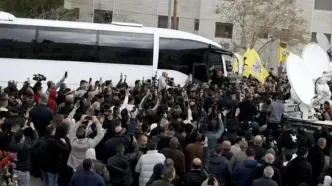اولین اتوبوس اسرای آزاد شده فلسطینی وارد غزه شد
