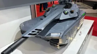 تانک یا بمب‌افکن؟ / رونمایی از سلاحی جدید با طراحی «نامرئی» B-۲۱