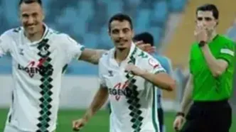 شب‌رویایی مهاجم طرد شده سپاهان در ترکیه!
