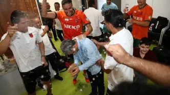 حمایت بازیکنان مس از رسول خطیبی